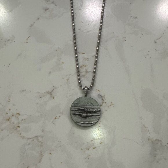 Wave Necklace - Picture 1 of 4